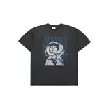 アクメドラビ(acme' de la vi) AE LOGO ASTRONAUT ARTWORK SHORT SLEEVE T-SHIRT CHARCOAL