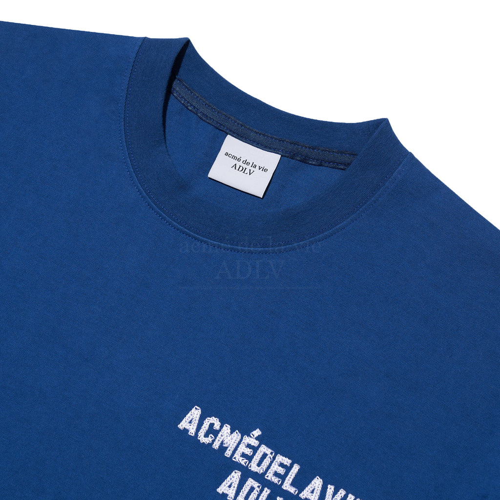 アクメドラビ(acme' de la vie)  ADLV STITCH EMBROIDERED SHORT SLEEVE T-SHIRT BLUE