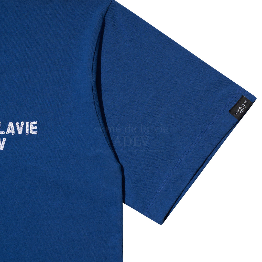 アクメドラビ(acme' de la vie)  ADLV STITCH EMBROIDERED SHORT SLEEVE T-SHIRT BLUE