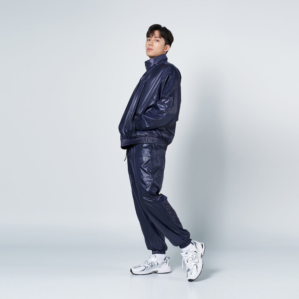 アクメドラビ(acme' de la vie) GLOSSY WOVEN SET-UP JACKET NAVY