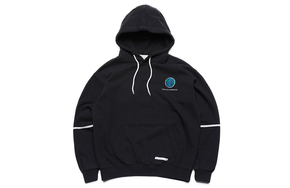 QUIETIST (クワイエティスト)  Save For Human-race Sweat-Hood (black)
