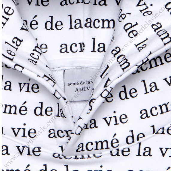 アクメドラビ(acme' de la vie) ADLV WHITE HOODIE LETTERING PATTERN