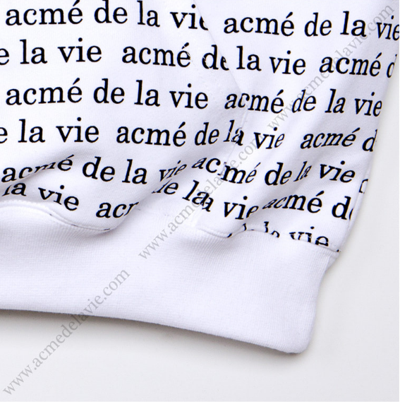 アクメドラビ(acme' de la vie) ADLV WHITE HOODIE LETTERING PATTERN
