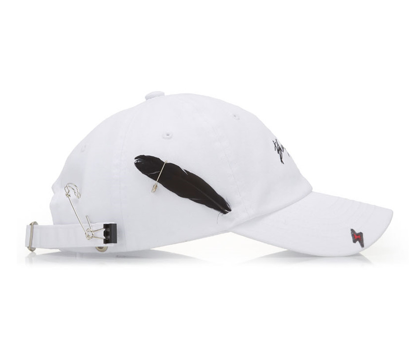 ブラックブロンド(BLACKBLOND) BBD Script Logo Cap Feather Graffiti Ver. (White)