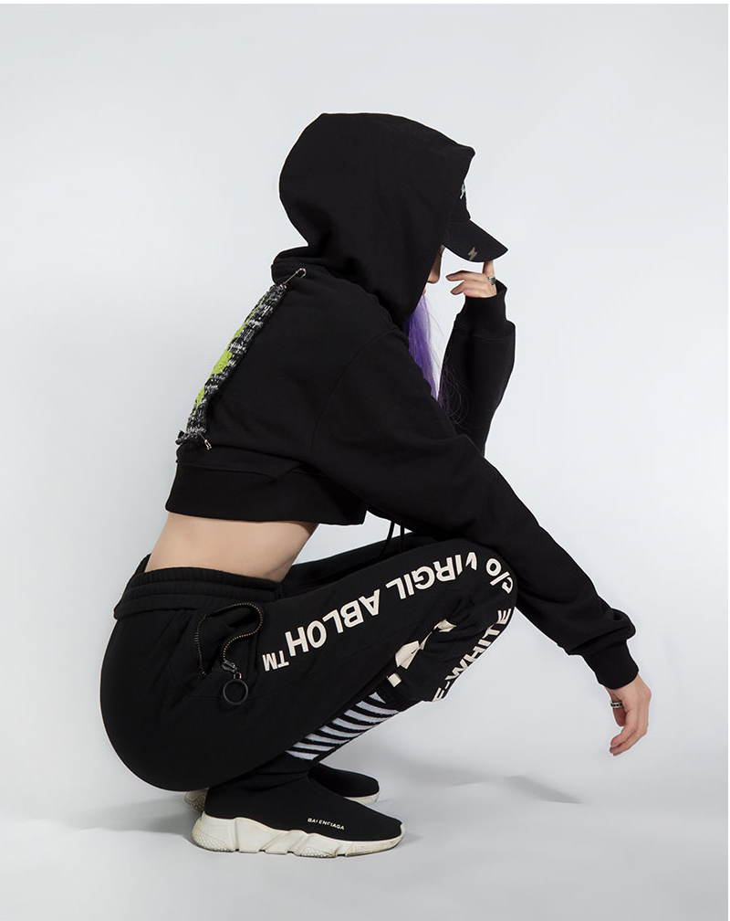 ブラックブロンド(BLACKBLOND) BBD Tweed Patch Crop Hoodie (Black)