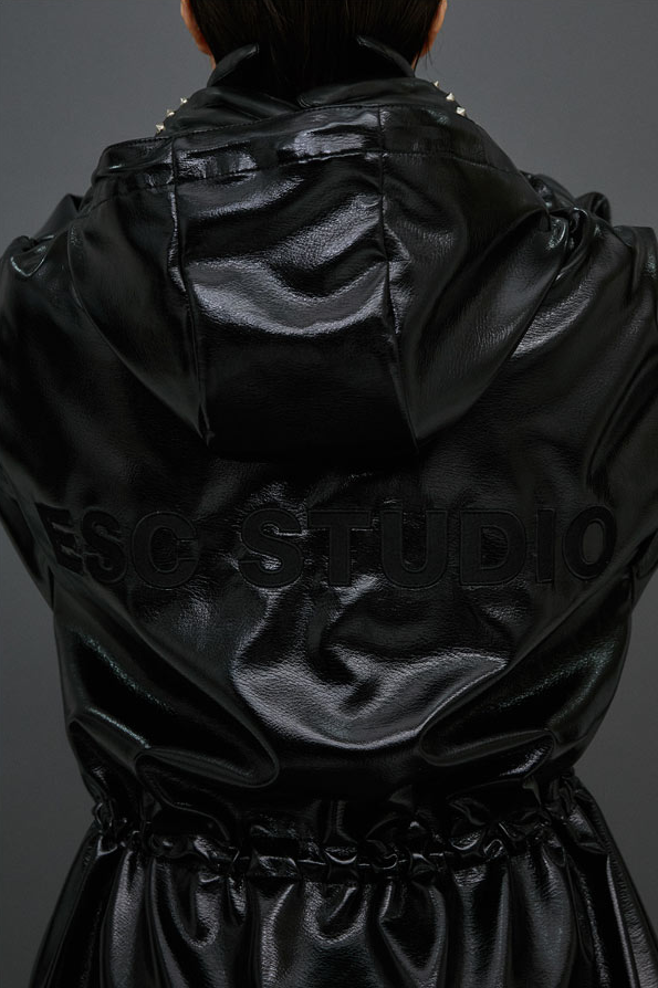 イーエスシースタジオ(ESC STUDIO) Sleeve open safari (Black)
