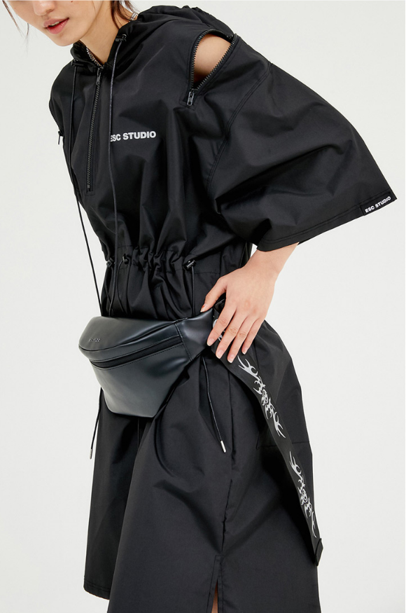 イーエスシースタジオ(ESC STUDIO) String long hood anorak (black)