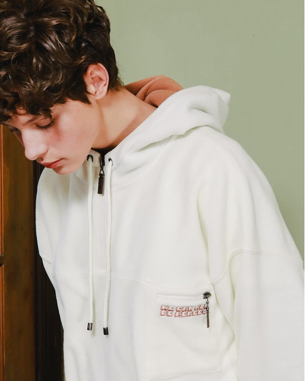 ダブルユーブイプロジェクト(WV PROJECT) ESPER POCKET FLEECE HOODY CREAM JJHD7241