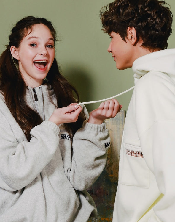 ダブルユーブイプロジェクト(WV PROJECT) ESPER POCKET FLEECE HOODY CREAM JJHD7241