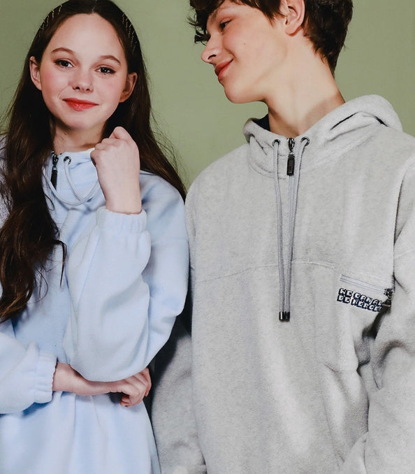 ダブルユーブイプロジェクト(WV PROJECT) ESPER POCKET FLEECE HOODY CREAM JJHD7241