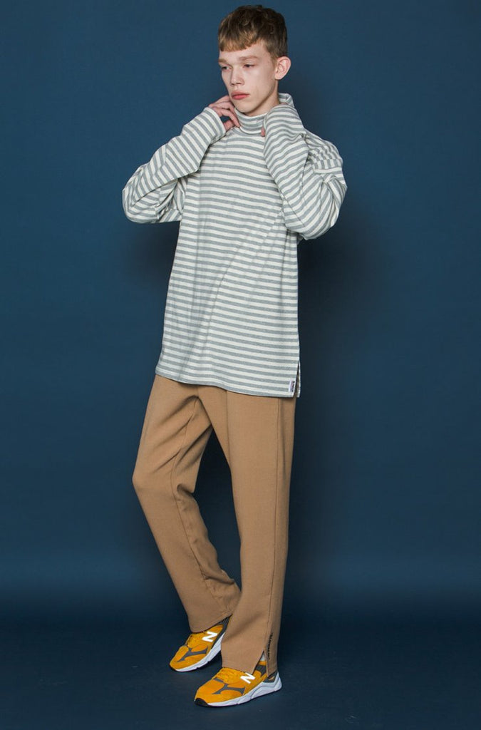 スローアシッド(SLOW ACID) WINTER Logo Slit Slacks (BEIGE)