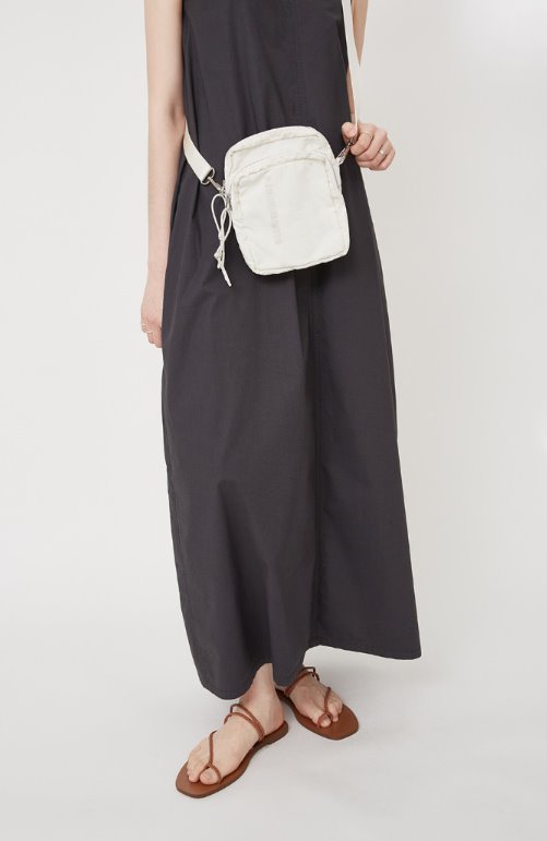 スクラップ(SKRAP) AIR small bag Off white