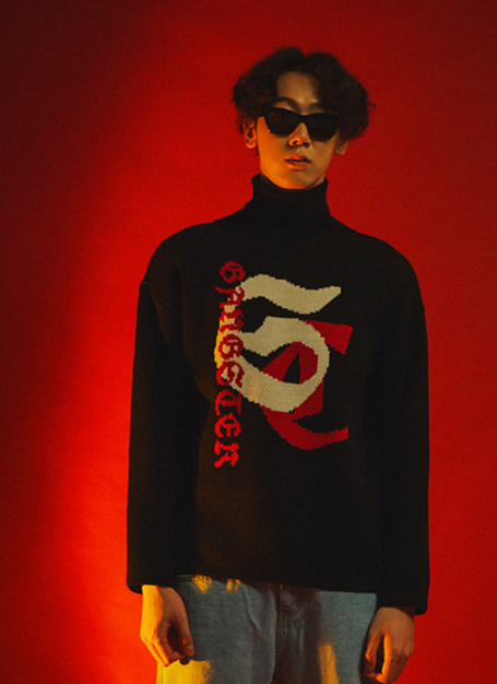 シディスコンマ(SHETHISCOMMA) GANGSWAT TURTLENECK