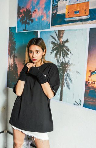 セイントペイン(SAINTPAIN) SP ALEXIA TEE SS-BLACK