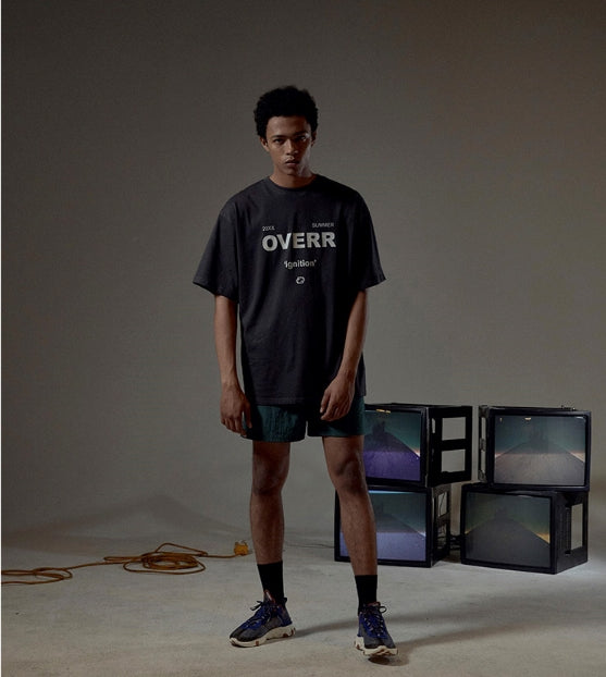 オベルー(OVERR) ESSAY.4 IGNITION CHARCOAL TEE