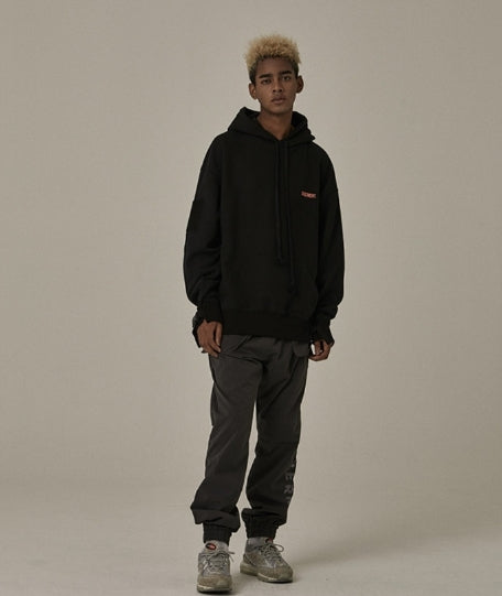 オベルー(OVERR) 18FW VELCRO BLACK HOODIE