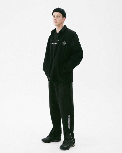 メスノウン(MASSNOUN) GLOBE SCOTCH LOGO COACH JACKET MFVJK003-BK