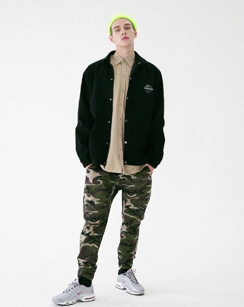 メスノウン(MASSNOUN) GLOBE SCOTCH LOGO COACH JACKET MFVJK003-BK