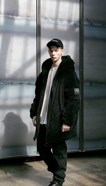 メスノウン(MASSNOUN) DOUBLE SOFT WOOL GASMASK JUMPER MFVPD001-BK