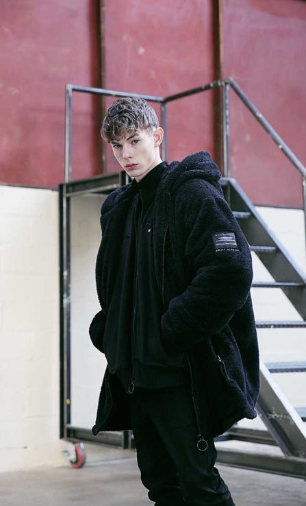 メスノウン(MASSNOUN) DOUBLE SOFT WOOL GASMASK JUMPER MFVPD001-BK