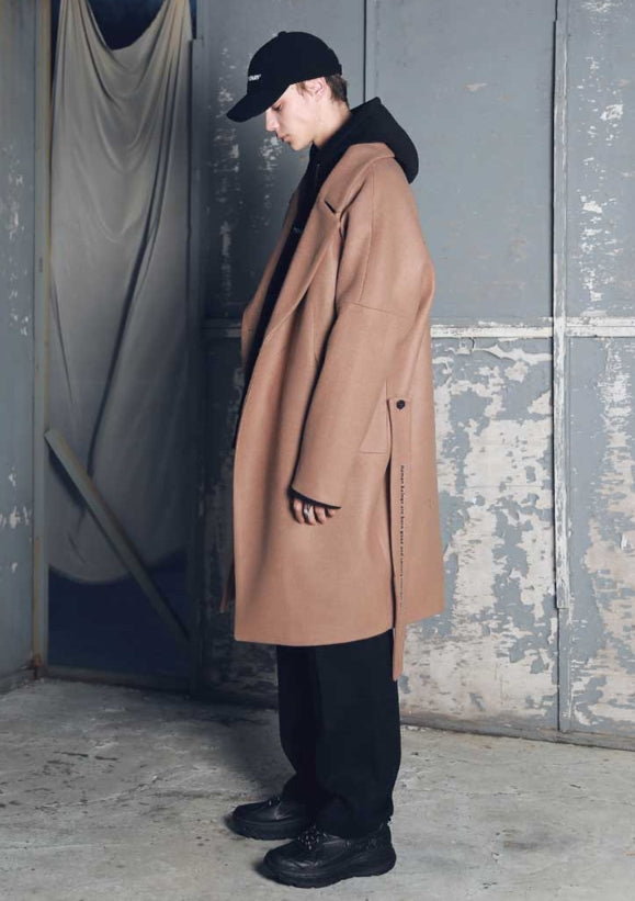 メスノウン(MASSNOUN) DOUBLE OVERSIZED SUBJECT BELT WOOL COAT MFECT003-CM
