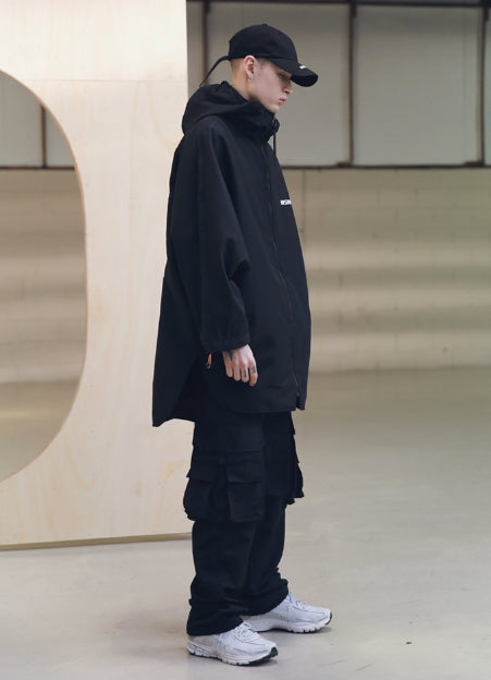 メスノウン(MASSNOUN) SB STREET OVERSIZED RAINCOAT MSNCT001-BK