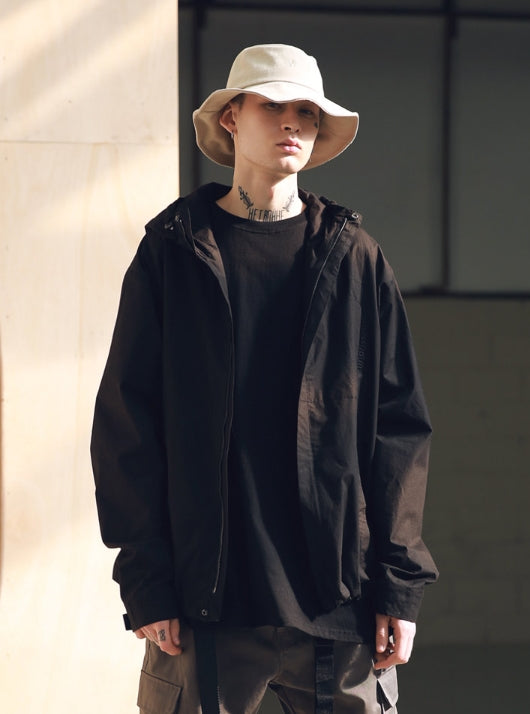メスノウン(MASSNOUN) SL LOGO POCKET STRING JACKET MSNJK001-BK