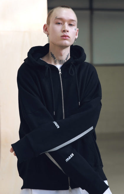 メスノウン(MASSNOUN) REFLECTIVE LINE TECH HOOD ZIP-UP MSNZP001-BK
