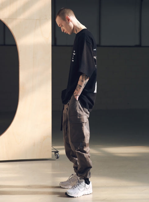 メスノウン(MASSNOUN) SL LOGO SECTION STRING PANTS MSNCP002-DG