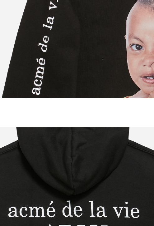 アクメドラビ(acme' de la vie) ADLV BABY FACE HOODIE BLACK YELLOW T-SHIRTS