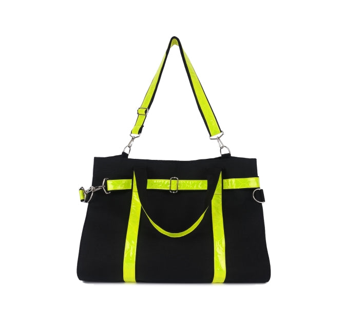 ドルム (DoLM)Neon Strap Canvas Messenger Bag