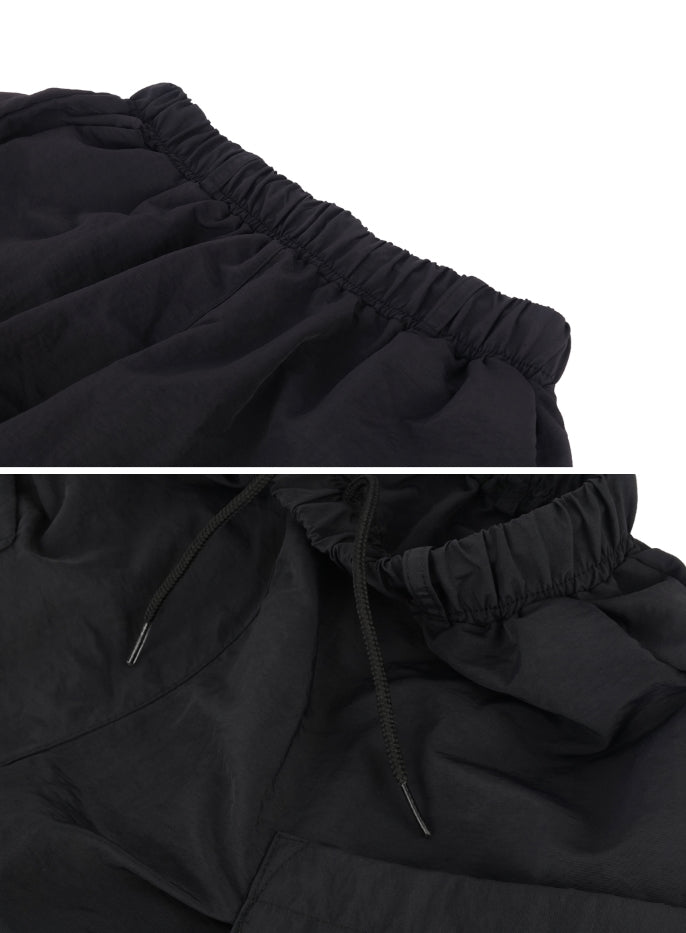 ドルム (DoLM) Nylon Big Pocket Shorts