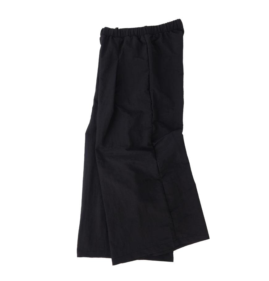 ドルム (DoLM) Nylon Pintuck Wide Pants