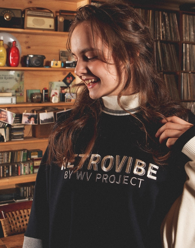 ダブルユーブイプロジェクト(WV PROJECT)  RETPOP SWEATSHIRT Navy MJMT7050
