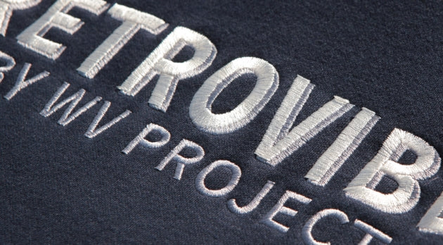 ダブルユーブイプロジェクト(WV PROJECT)  RETPOP SWEATSHIRT Navy MJMT7050