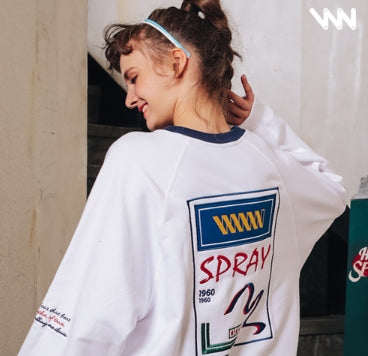 ダブルユーブイプロジェクト(WV PROJECT)SCRIBBLE SWEATSHIRT YRMT7205 (WHITE)