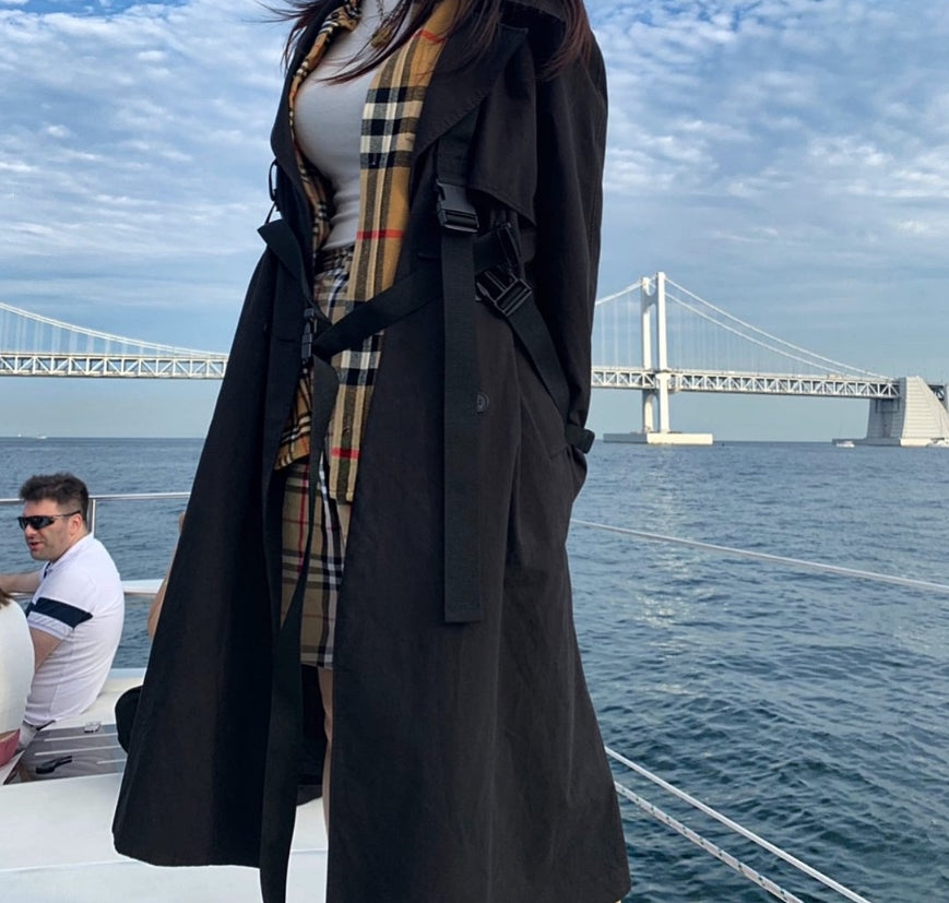 トレンディウビ(Trendywoobi) Black 3rope strap trenchcoat