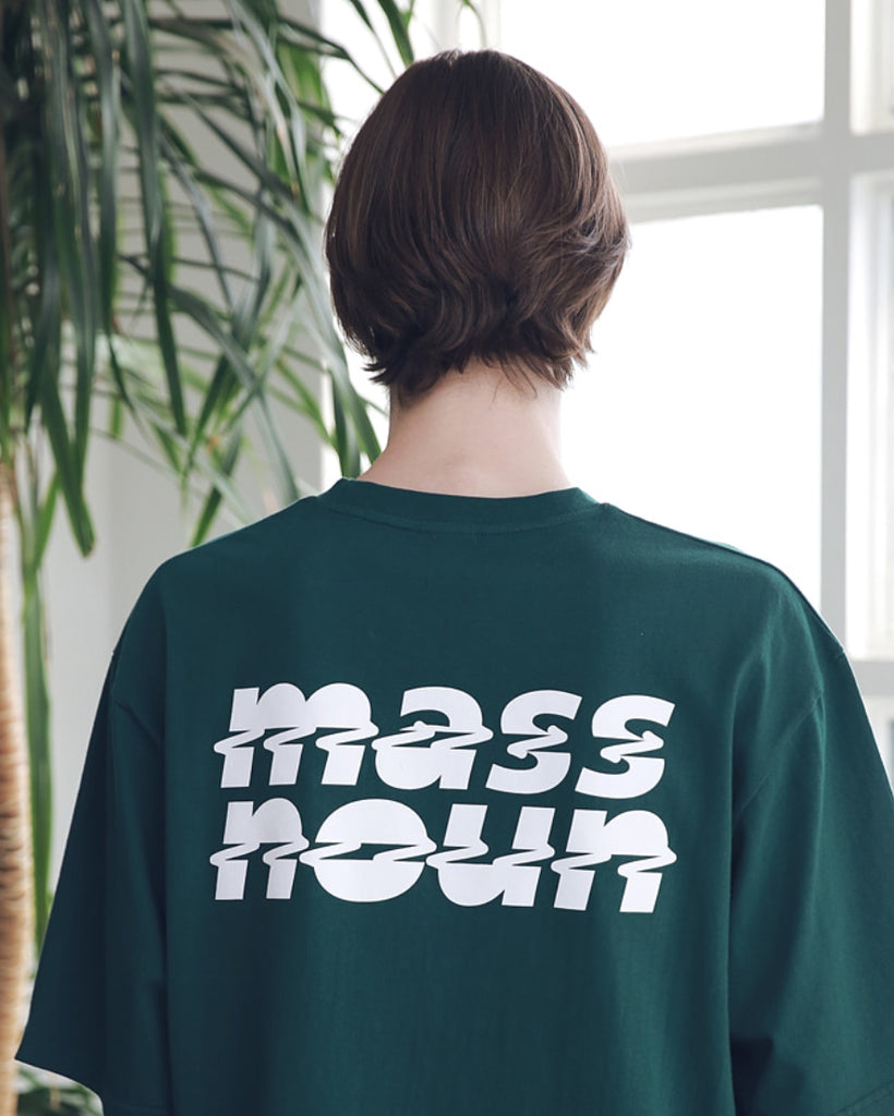 マスノウン(MASSNOUN) SL LOGO ZIGZAG OVERSIZED T-SHIRTS MSNTS004-GN
