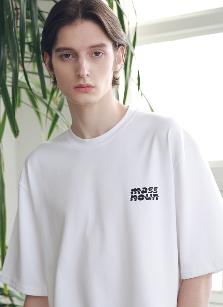 マスノウン(MASSNOUN) SL LOGO ZIGZAG OVERSIZED T-SHIRTS MSNTS004-WT