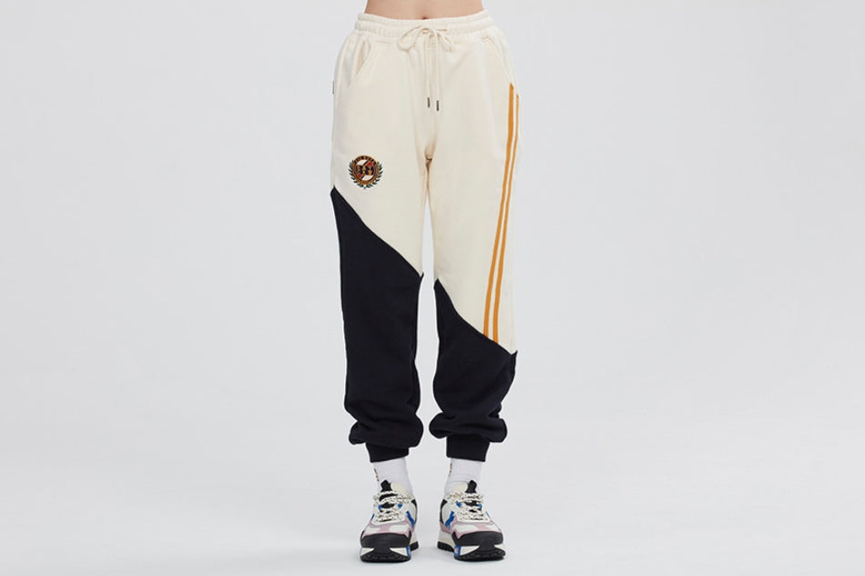 ロマンティッククラウン(ROMANTIC CROWN) COLOR BLOCK LOGO SWEAT PANTS_OATMEAL