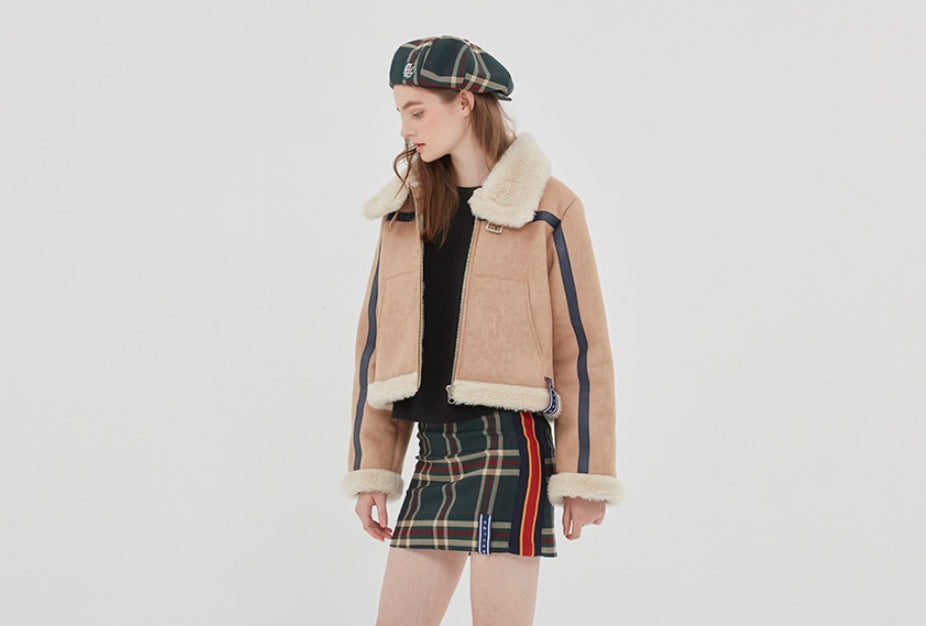 ロマンティッククラウン(ROMANTIC CROWN) GNAC SHORT MOUTON JACKET_BEIGE