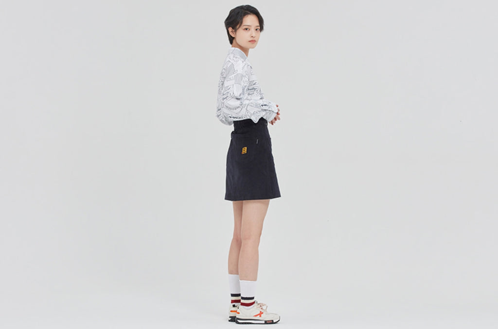 ロマンティッククラウン(ROMANTIC CROWN)OUTLINE GRAPHIC SHIRT_WHITE