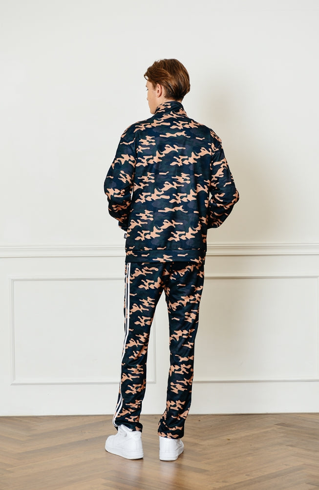 シディスコンマ(SHETHISCOMMA) RETRO CAMO JERSEY
