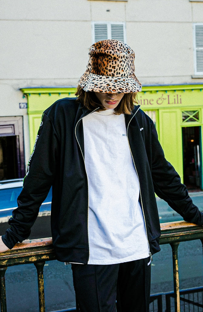 シディスコンマ(SHETHISCOMMA) S-LOGO JERSEY