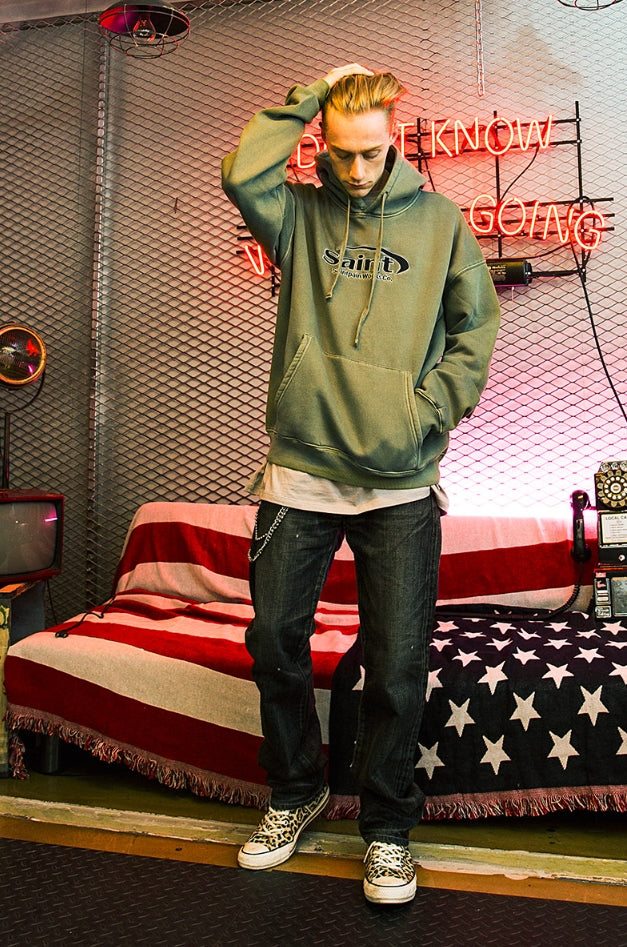 セイントペイン(SAINTPAIN)  SP SAINT LOGO PIGMENT HOOD-KHAKI