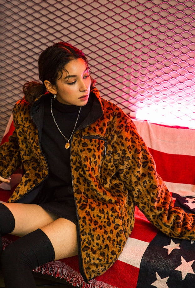 セイントペイン(SAINTPAIN)  SP OG LOGO REVERSIBLE FLEECE JACKET-LEOPARD
