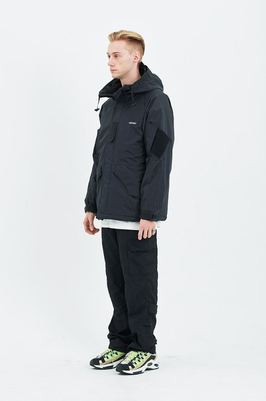 セイントペイン(SAINTPAIN)  SP HOOD WIND PARKA