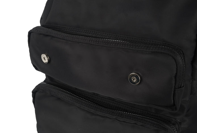 ドルム (Do'LM) Strap Silver Button Backpack