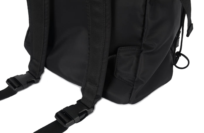 ドルム (Do'LM) Strap Silver Button Backpack