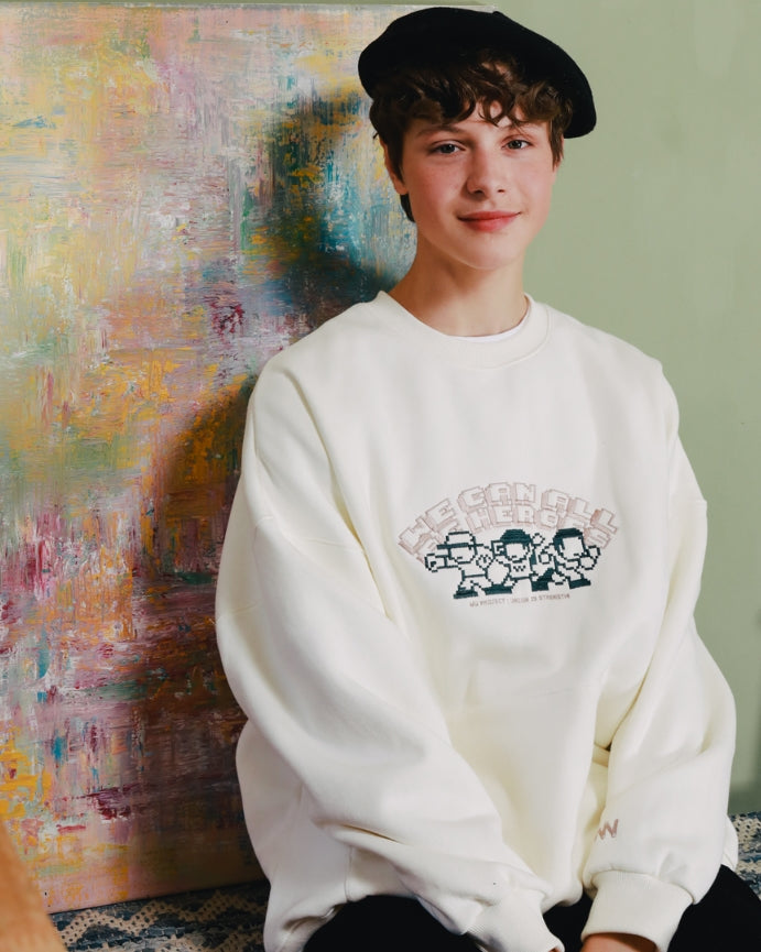 ダブルユーブイプロジェクト(WV PROJECT) WE CAN BE HERO SWEATSHIRTS CREAM JJMT7236